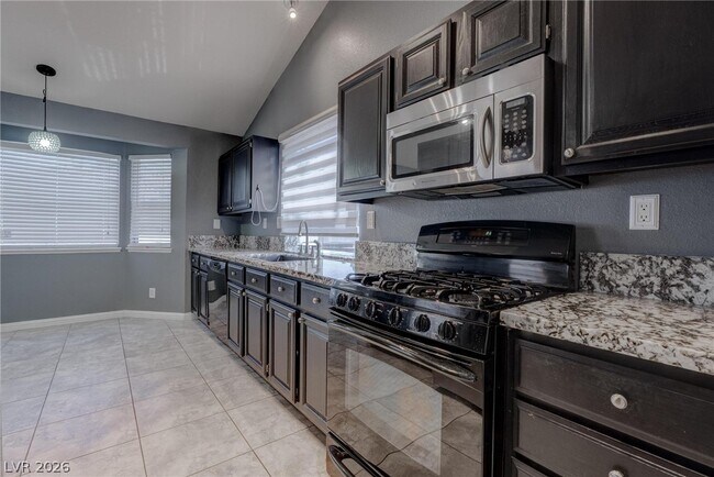 Building Photo - 7817 Cape Vista Ln