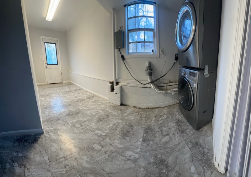 Building Photo - 8xxx Barrett Pl