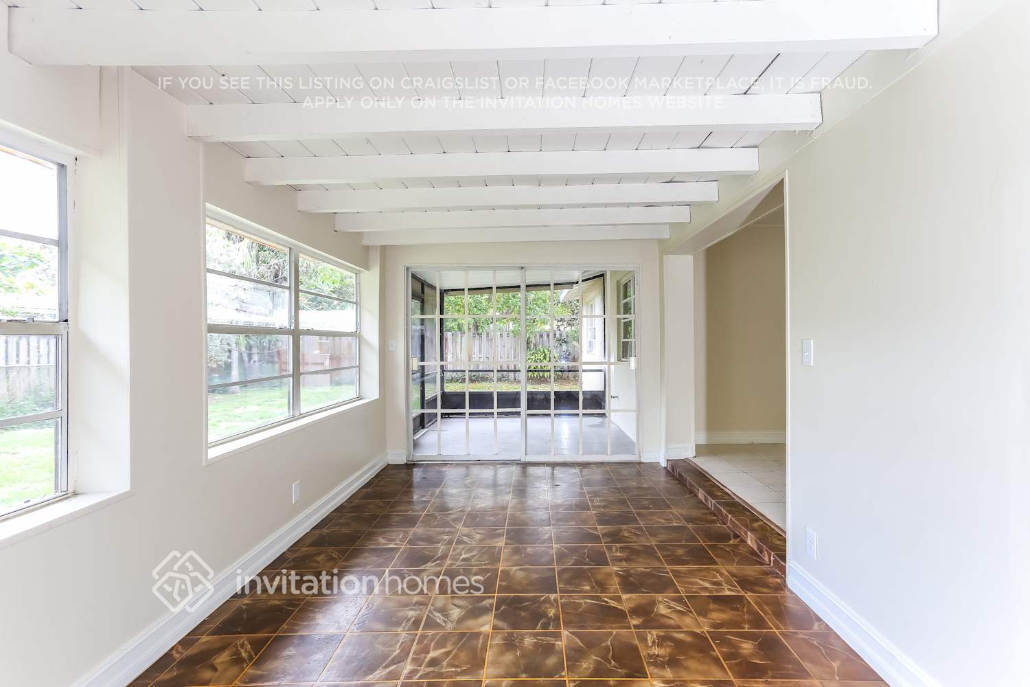 Building Photo - 3441 SW 20th Ct