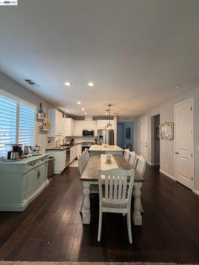 Building Photo - 684 Brazelton Cir