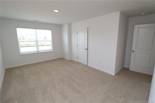 Building Photo - 360 Freestall Dr