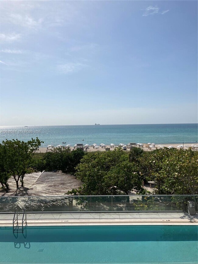 Building Photo - 2301 Collins Ave