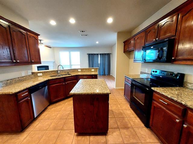 Building Photo - 12140 Thicket Bend Dr
