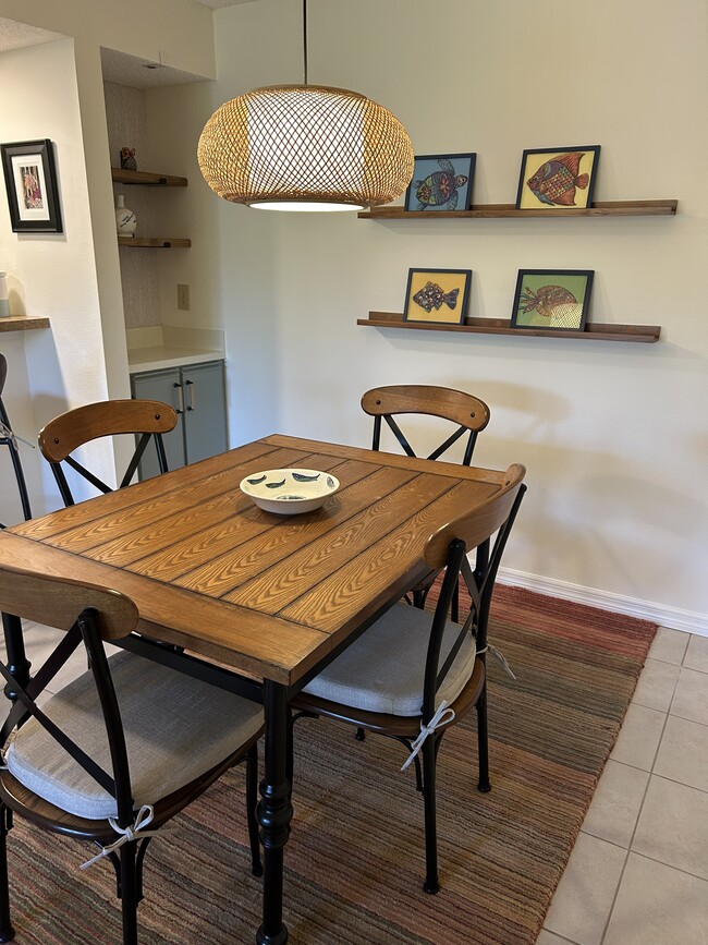 Building Photo - 19505 Quesada Ave