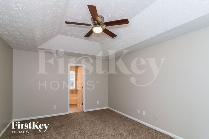 Building Photo - 3010 Scepter Dr
