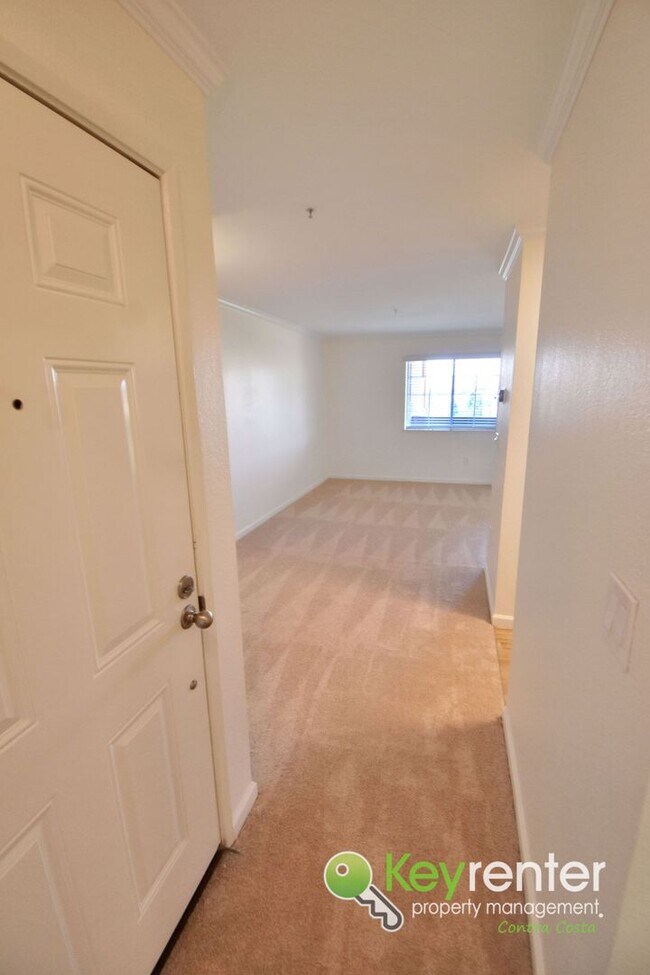 Building Photo - Views and more Views! Beautiful 1 Bedroom Condo within Gated Community