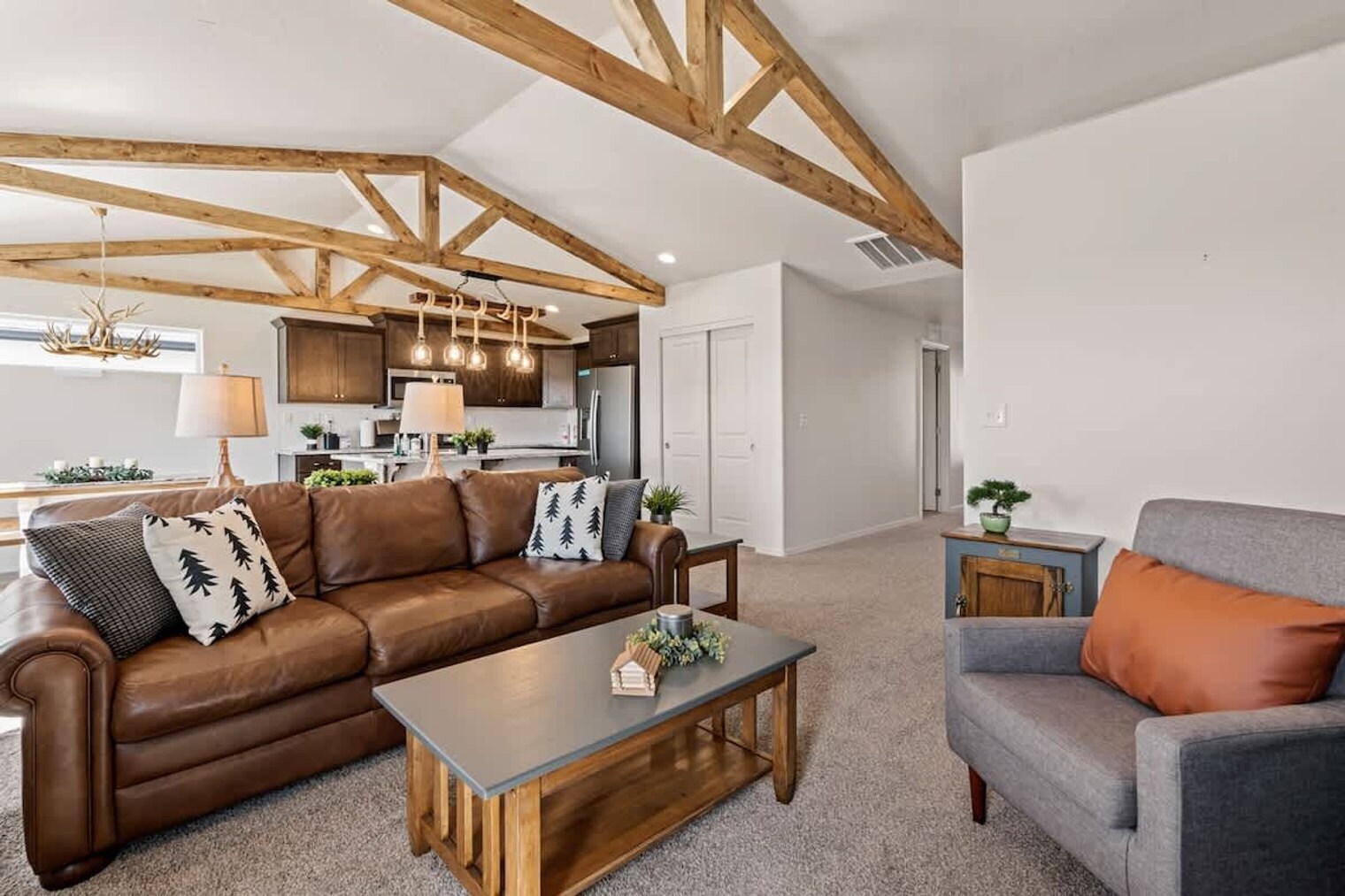 Building Photo - 16757 Ryeland Ave