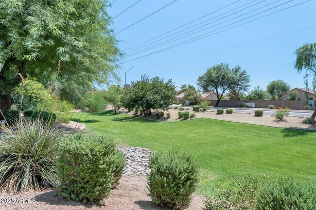 Building Photo - 3316 E Blackhawk Dr