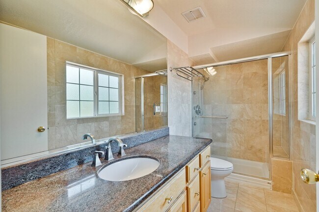 Building Photo - Spacious 3-Bed Almaden Valley Home with Bo...