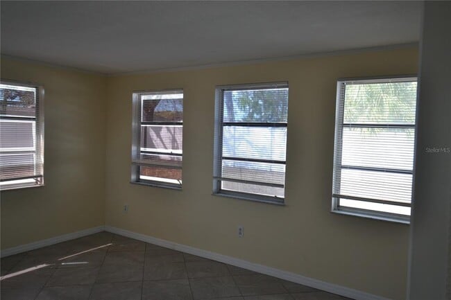 Building Photo - 1351 Whitehall Ln