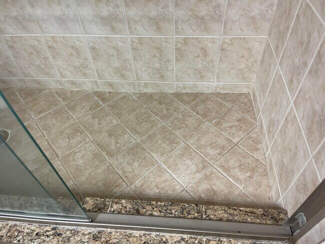 Building Photo - 27 Mansfield A