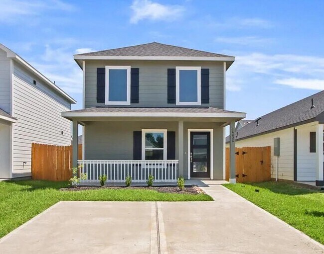 Primary Photo - 16426 Valerie Marie Pl