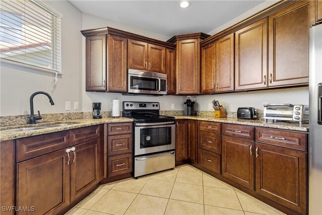 Building Photo - 16114 Via Solera Cir