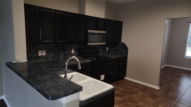 Building Photo - 15430 Elm Leaf Pl