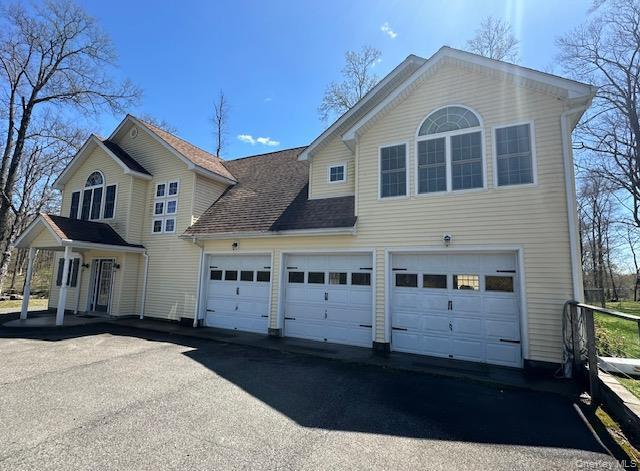 Building Photo - 1055 Bruynswick Rd