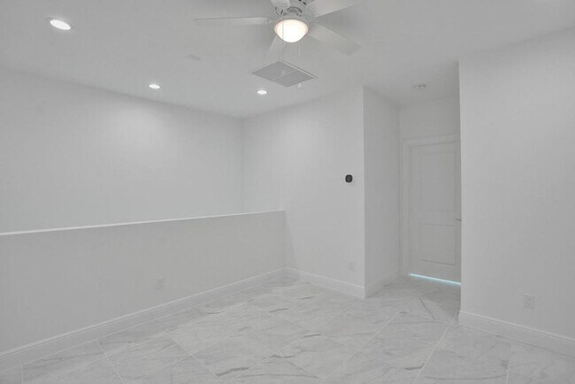 Building Photo - Gorgeous New 3 bedroom 2.5 Townhouse in Deerfield Beach, Sandpiper Pointe (2 Story)