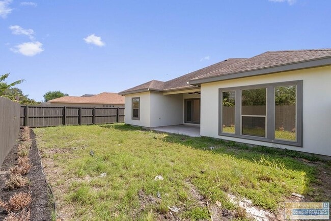 Building Photo - 2170 Portofino Blvd