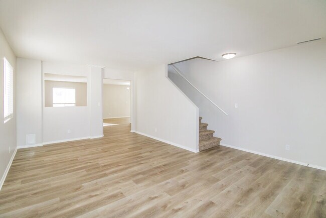 Building Photo - 3174 Hunter Farm Way