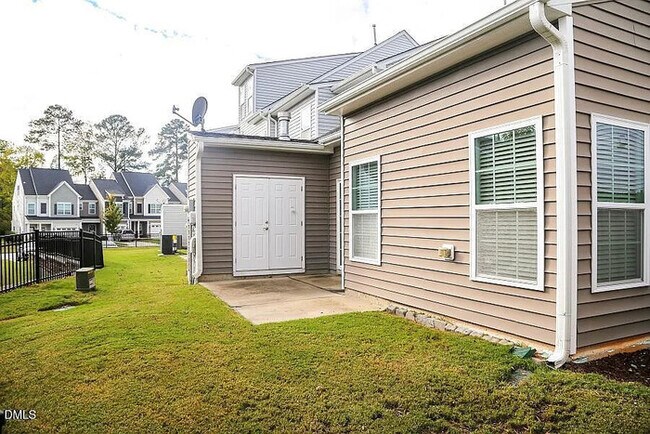 Building Photo - Earn Wealth While Leasing - Like a Homeowner - Lease to Own