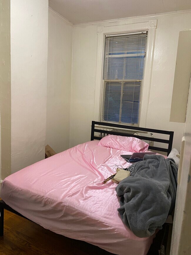 Building Photo - 211 Partridge St