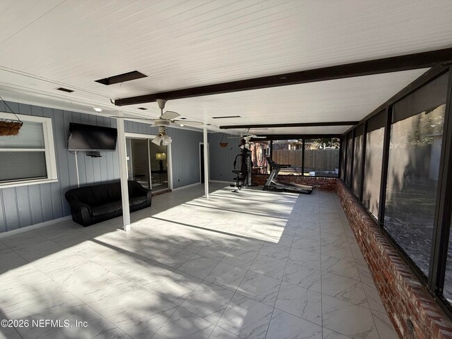 Building Photo - 1324 Grandview Dr