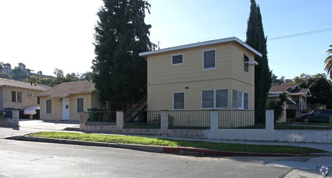 Building Photo - 5622 Monterey Rd