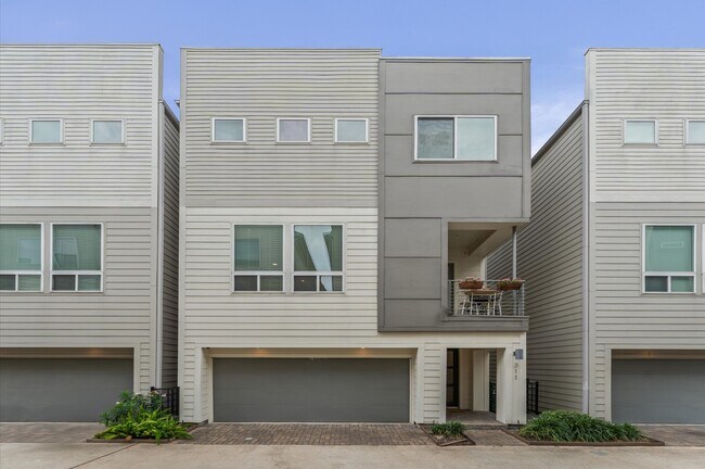 Building Photo - 311 Eado Park Cir