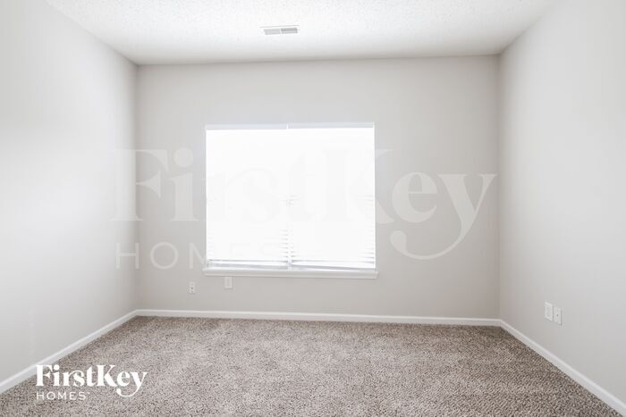Building Photo - 7207 Parklake Pl