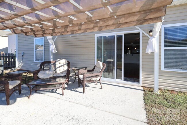 Building Photo - 1512 Sunflower Field Pl