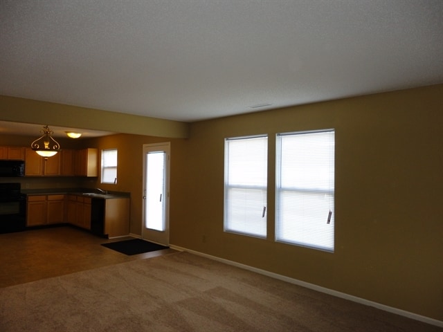 Building Photo - 8624 Centenary Dr