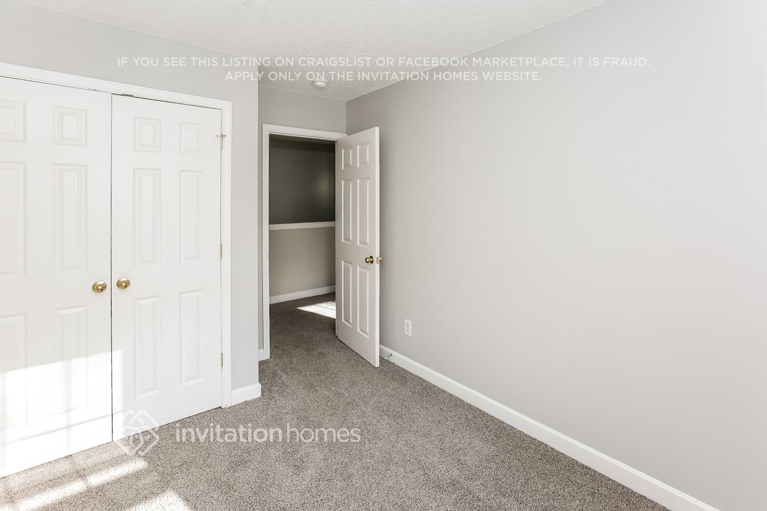 Building Photo - 916 Anchor Way NE