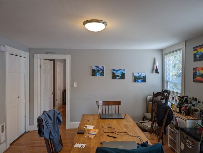 Building Photo - 11 Kearney St