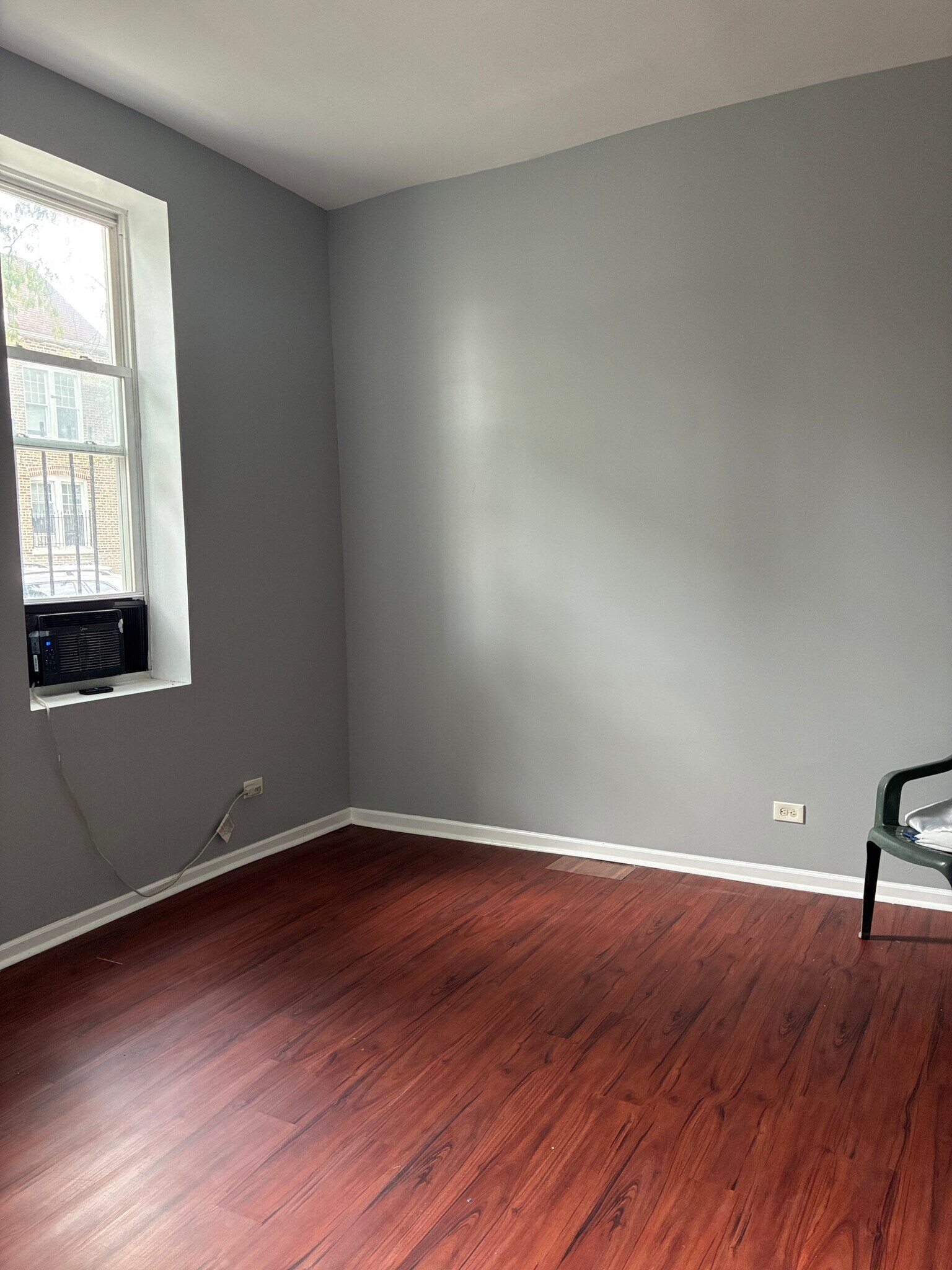 Building Photo - 2858 S Trumbull Ave