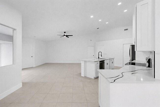 Building Photo - 6409 Stone River Rd
