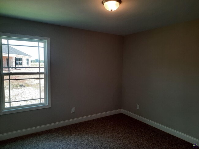 Building Photo - 312 Weston Dr
