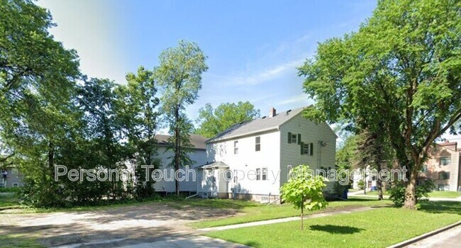 Building Photo - 1261 10th St N