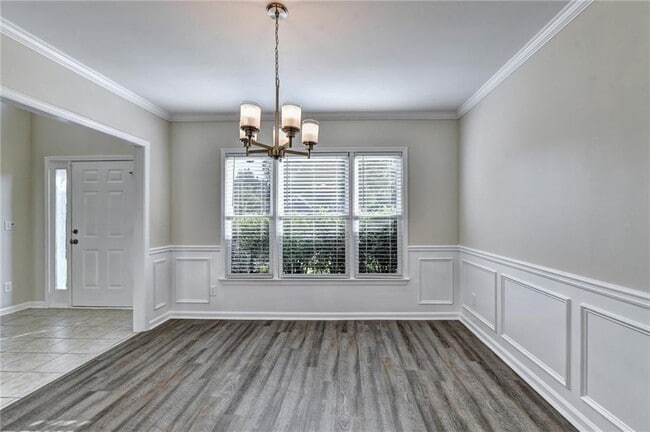 Building Photo - 3460 Maple Terrace Dr