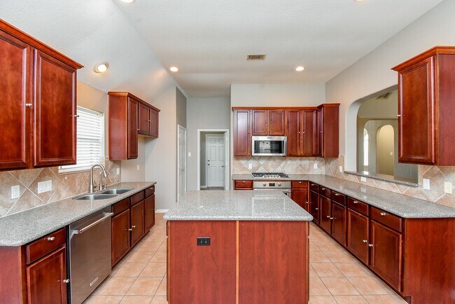 Building Photo - 13007 Northwood Glen Ln