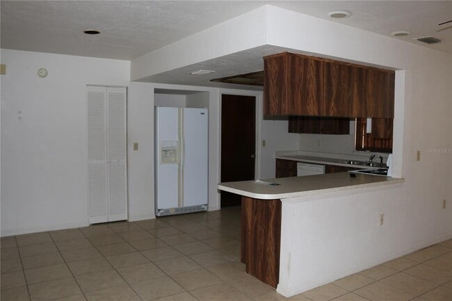 Building Photo - 8593 SW 197th Court Rd