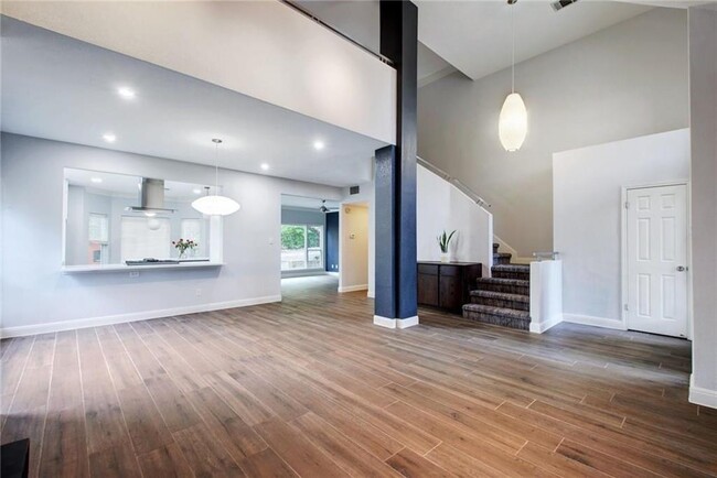Building Photo - 7300 Rain Creek Pkwy