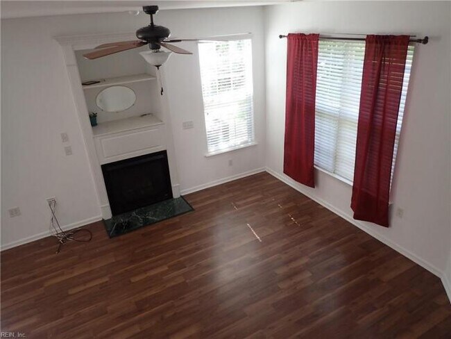 Building Photo - 2 bedroom in Virginia Beach VA 23455