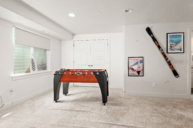 Building Photo - 9721 Fira Ln