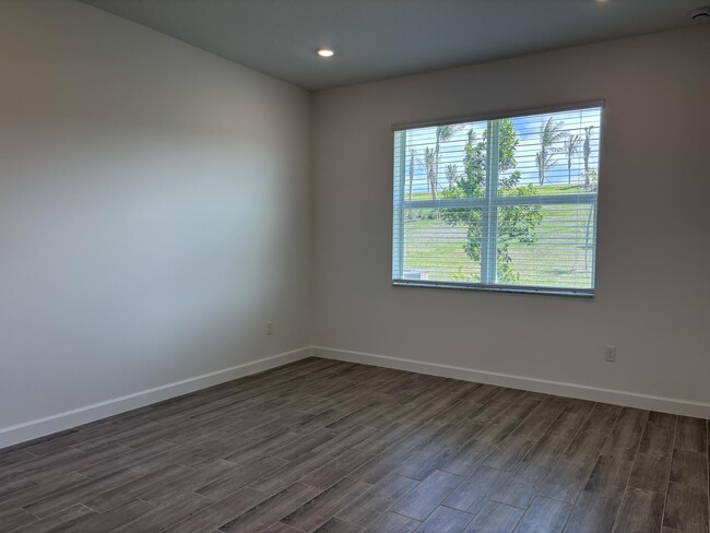 Building Photo - 3826 Cedar Pl