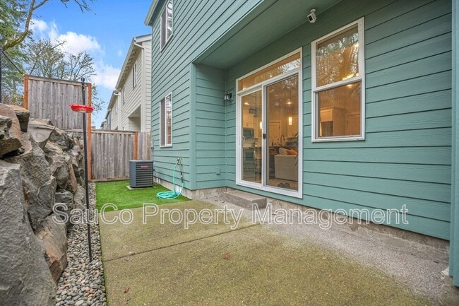 Building Photo - 1483 19th Ave