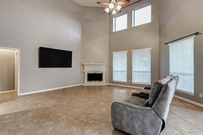 Building Photo - 2226 Arrowwood Trail