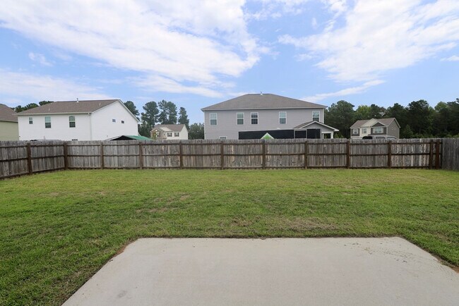 Building Photo - 3680 Moseley Dr