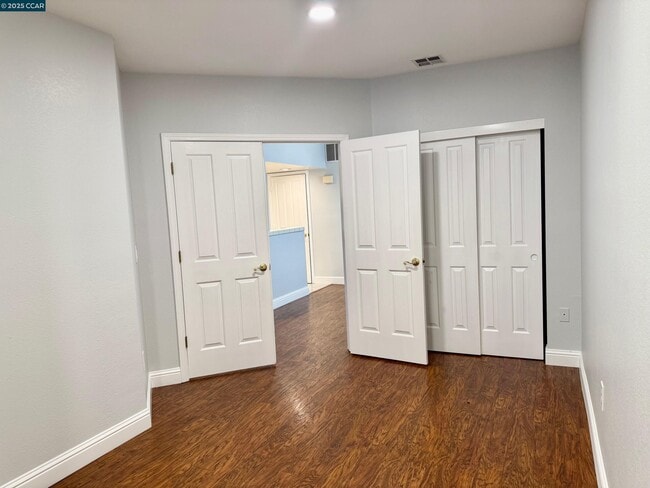 Building Photo - 216 Stone Pine Ln