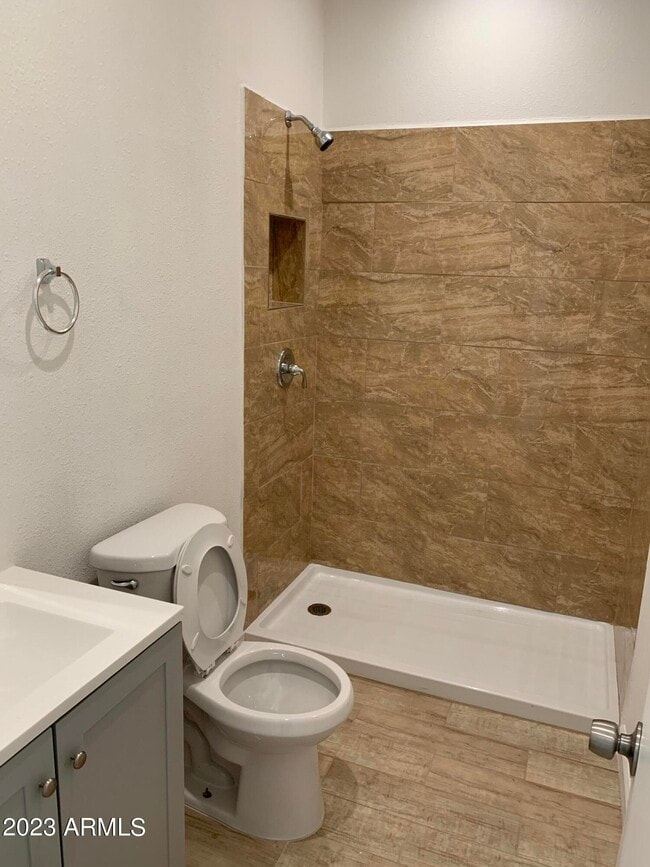 Building Photo - 1759 W Hadley St