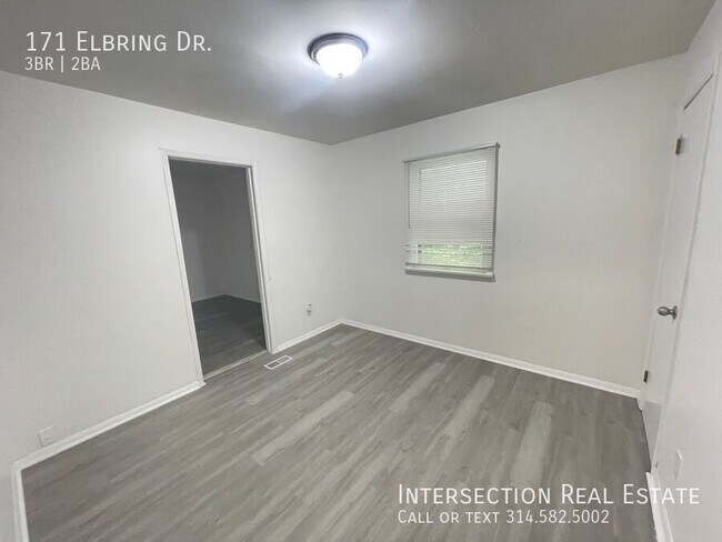 Building Photo - 171 Elbring Dr