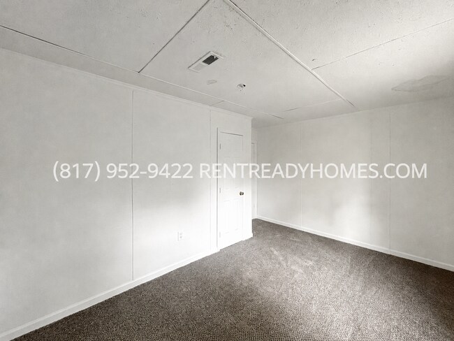 Building Photo - 1381 Creel Ct